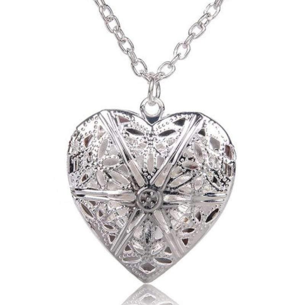 Imitation Silver Filigree Heart Locket Pendant Necklace & Chain Gift Box